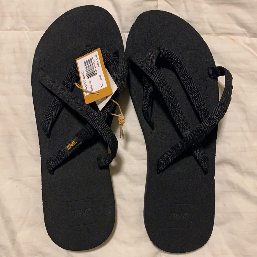 Teva sandals made from recycled materials size 10
